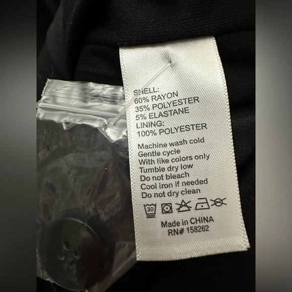 Sincerely Jules Single Button Blazer Size XL Black Notch Collar Pockets NWT - Picture 4 of 4